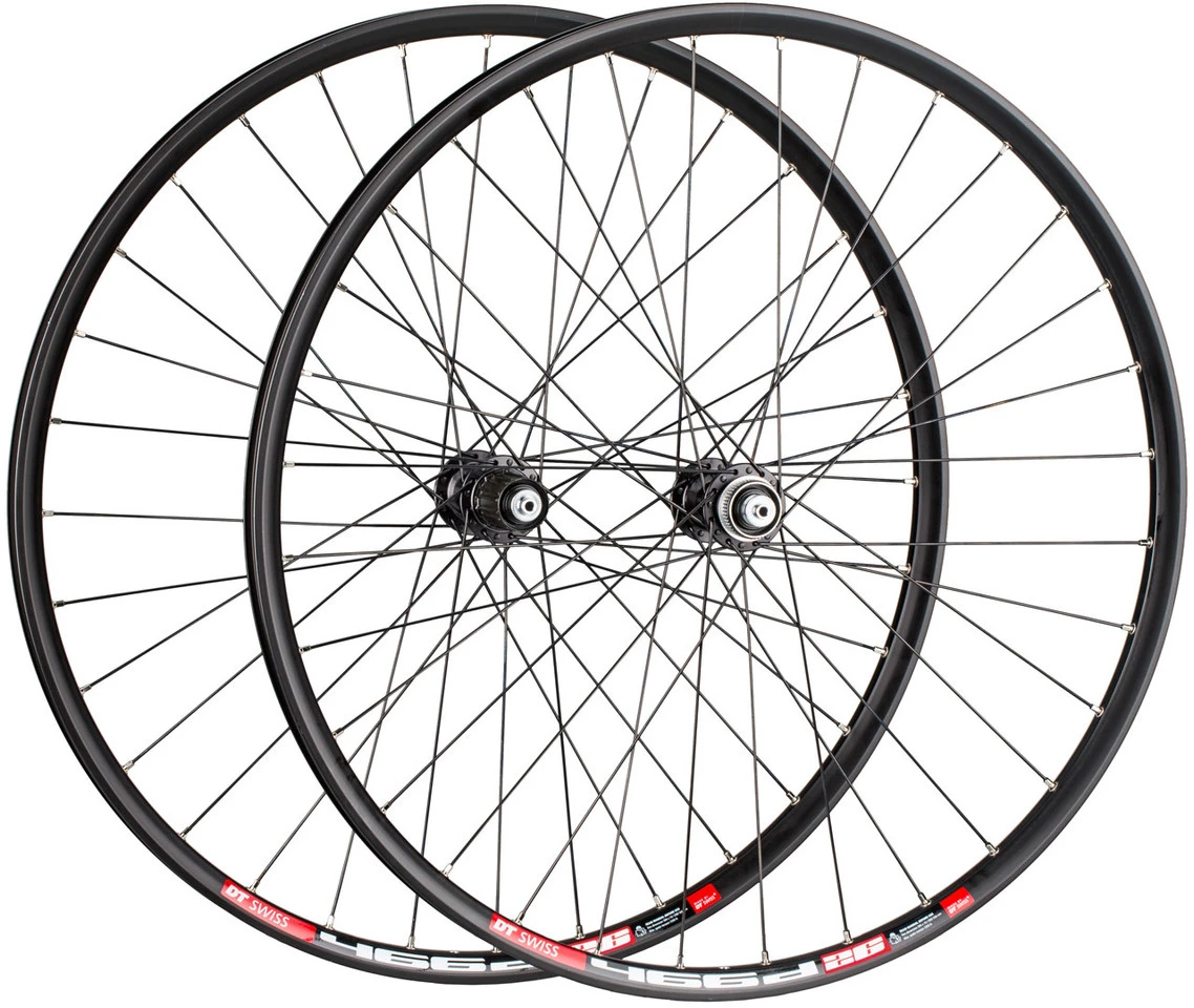 Set De Roues Mountain XT Disc Center Lock 26" 1 Set De Roues Mountain XT Disc Center Lock 26"