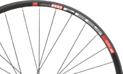 Roue Urban Deore Disc Center Lock DT Swiss 533D 28" -Magasin De Pièces De Vélo 397346